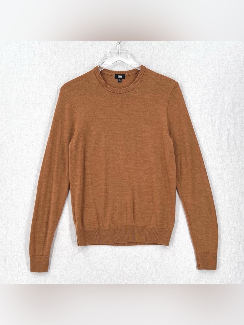 NWOT UNIQLO Extra Fine Merino Wool Sweater Rust Brown Fits Wmns Medium M⁠